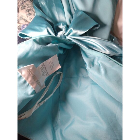 NWT $135 David's Bridal Womens 8 Long Chiffon Formal Gown Bridesmaid Pool Blue - Picture 8 of 11